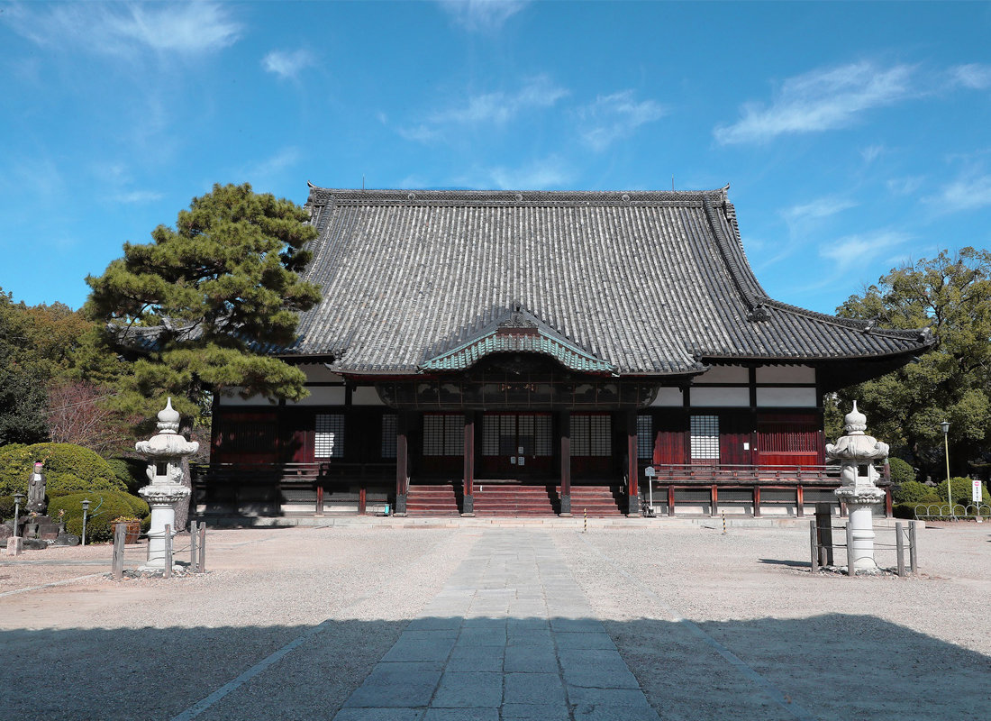 Exterior view of Kenchuji Temple